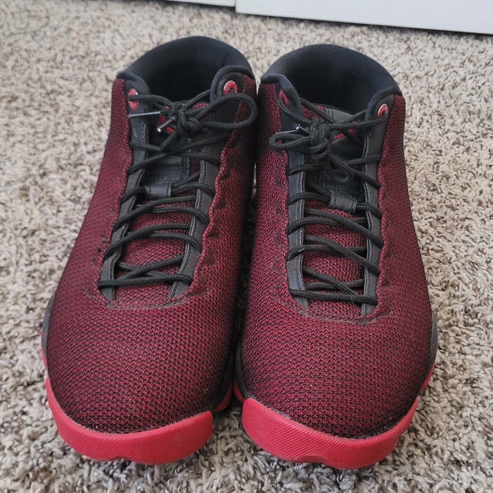 Jordan Horizon Low Black Red Bred Size 11.5 - Shoes Retro Sneakers